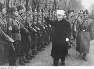 Amin al-Husseini bei bosnischen SS-Freiwilligen